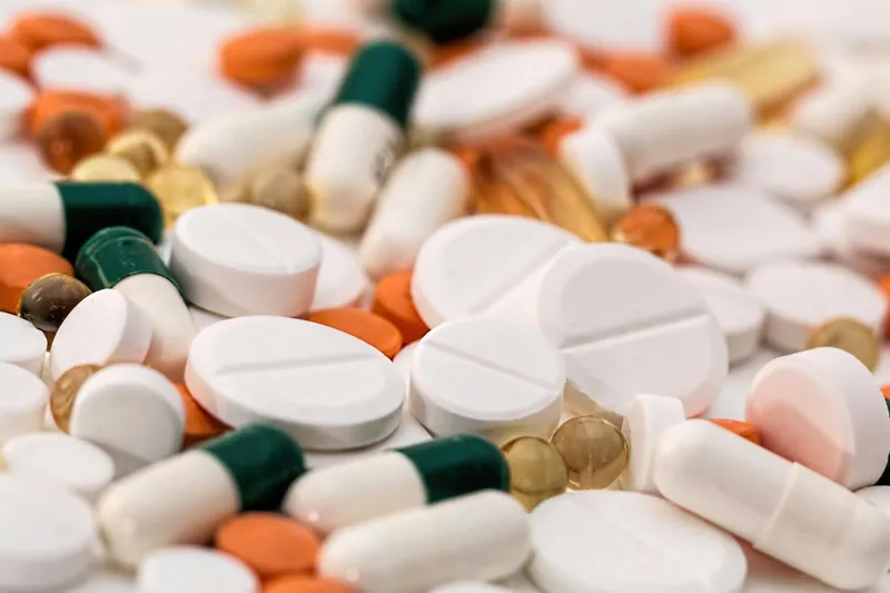 Tablets and capsules from Rhett Healthcare's ready formulation portfolio